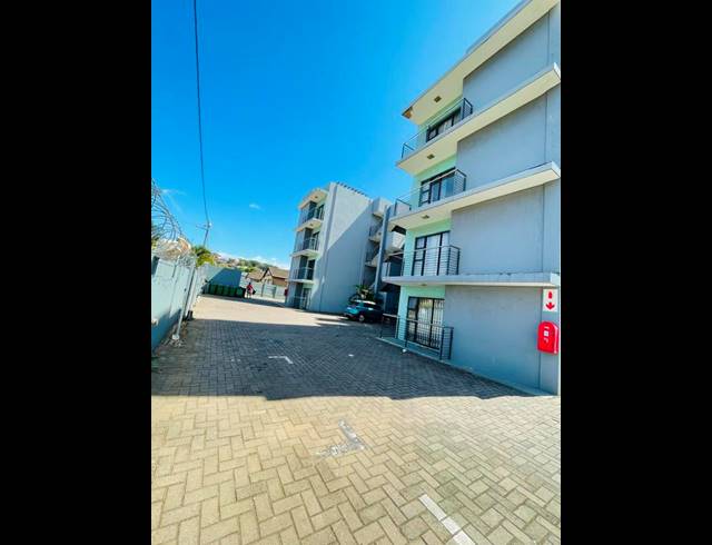 2 BEDROOM APARTMENT FOR SALE IN MONTCLAIR